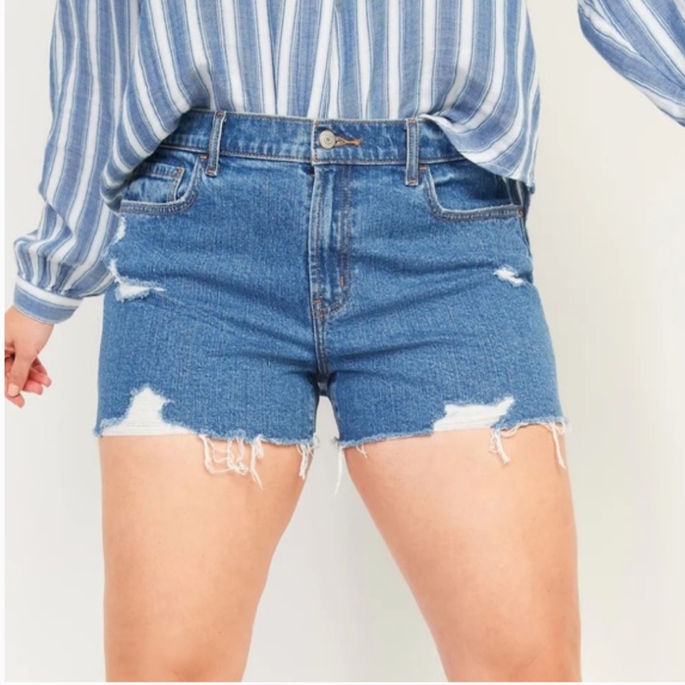 Old Navy Mid Rise Boyfriend Cutoff Ripped Jean Shorts